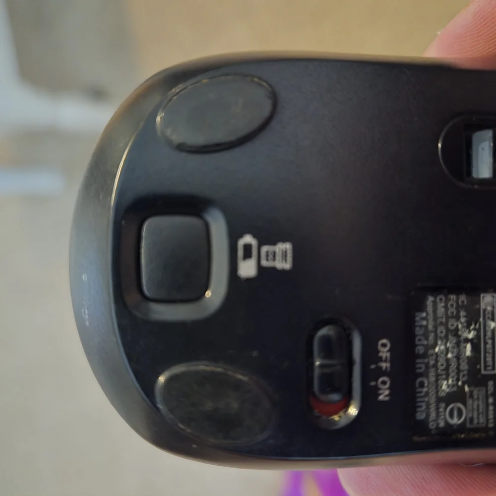 Logitech Wireless Mouse Pink M215 NO USB Reciever